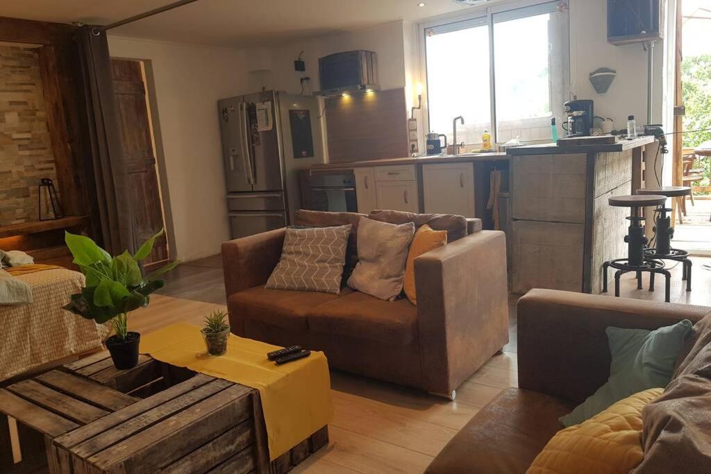 Holiday home L'idyllique - Prive Sous Maison Saint-Didier-sur-Beaujeu